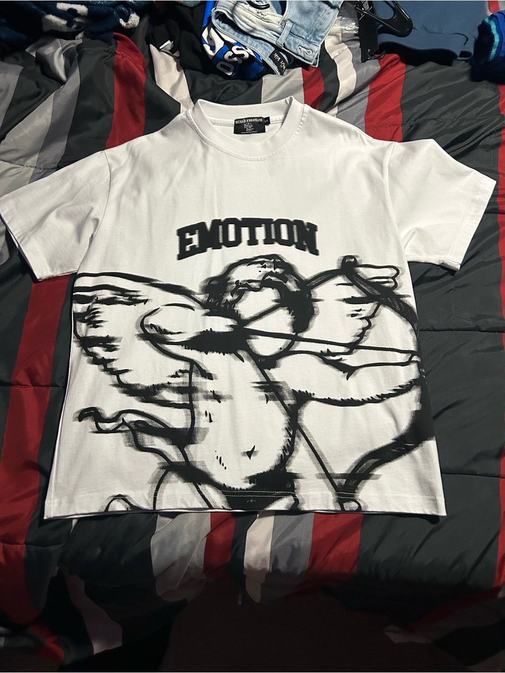 EMOTION White Graphic Short Sleeve Tee